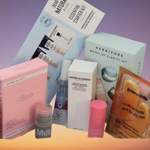 College Skincare Makeup Collection 8 Pieces